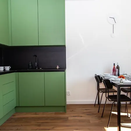 Apartman Kafe S Posteli, Stred Mikulova Apartman *