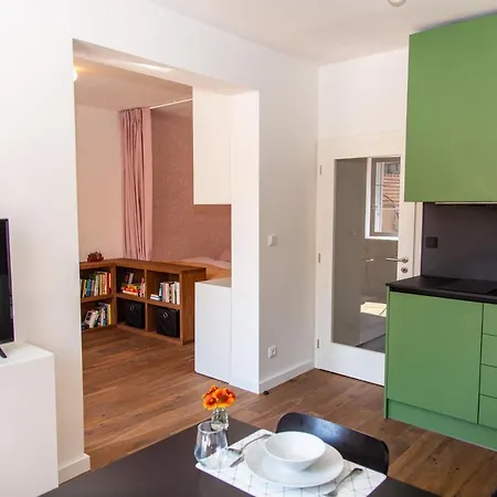 Apartman Kafe S Posteli, Stred Mikulova Mikulov
